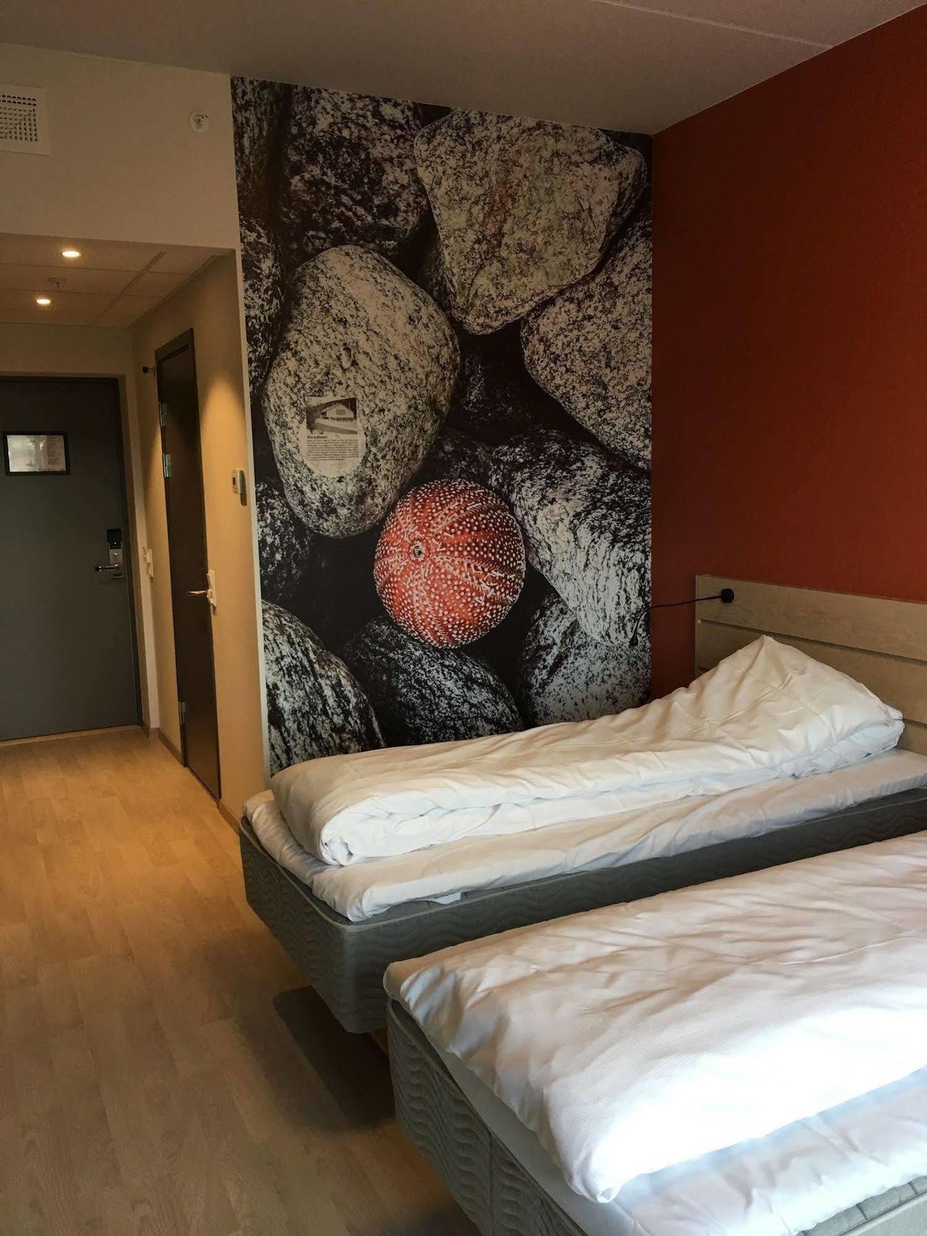 Hjorten Hotell Hitra Fillan Exterior foto